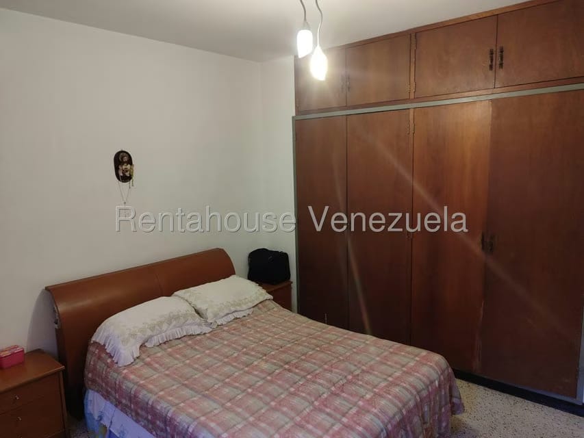 Casa (Multipes Niveles) en Venta en Hacienda Las Marias, Distrito Metropolitano - 32