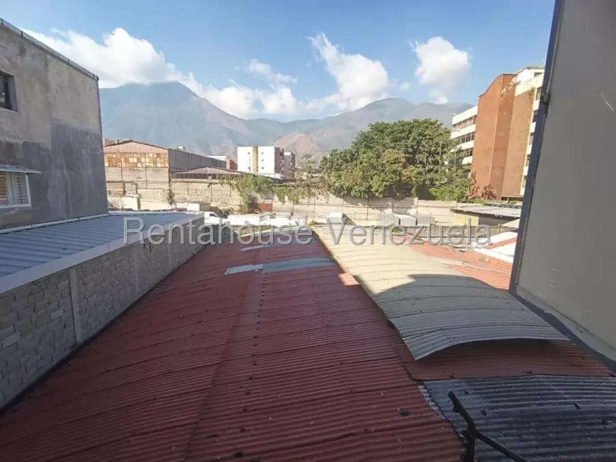 Galpon en Venta en Boleíta Sur Caracas - 3