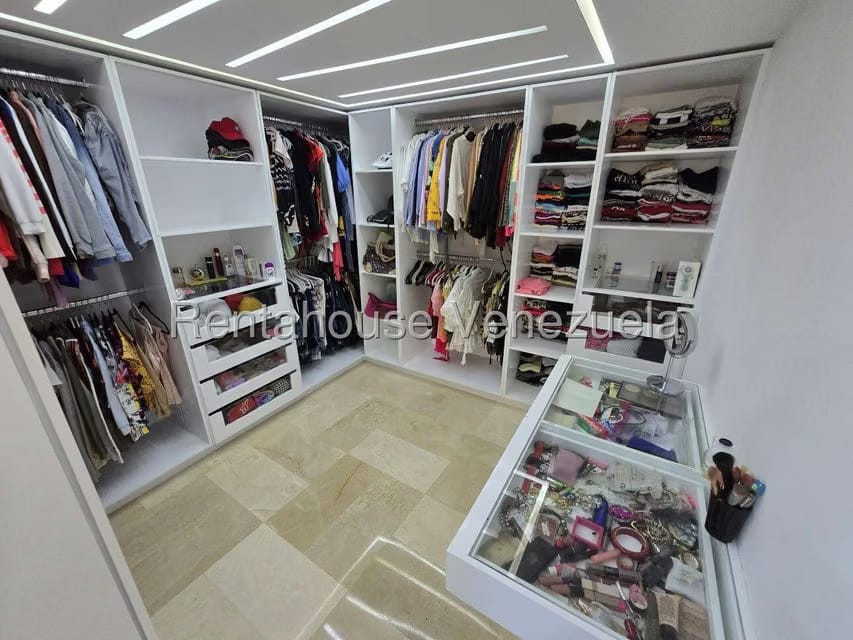 Apartamento (Penthouse) en Venta en Colinas de La Tahona, Distrito Metropolitano - 19