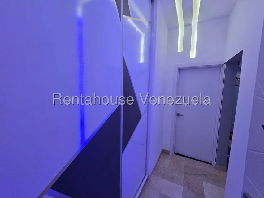 Apartamento (Penthouse) en Venta en Colinas de La Tahona, Distrito Metropolitano - 25