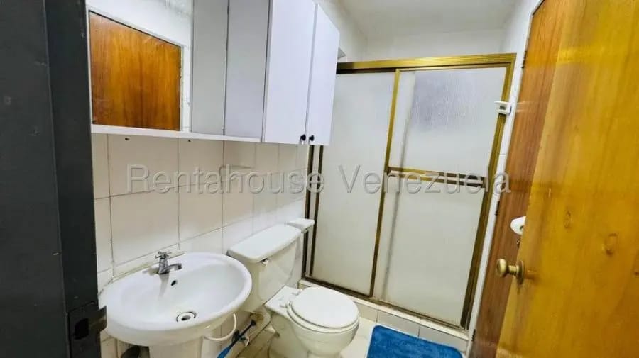 Apartamento en Alquiler en Madre Maria de San José Maracay - 10