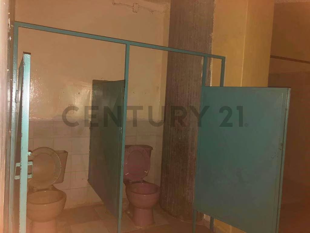 Local De 168 Mts2 En Venta En El Cc El Refugio - 17