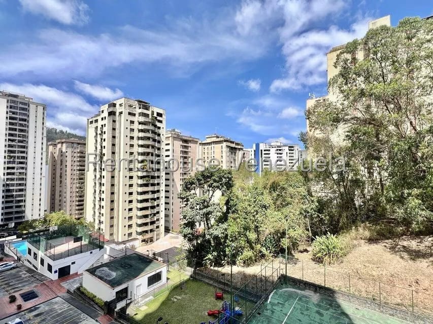 Apartamento (1 Nivel) en Venta en El Cigarral, Distrito Metropolitano - 11