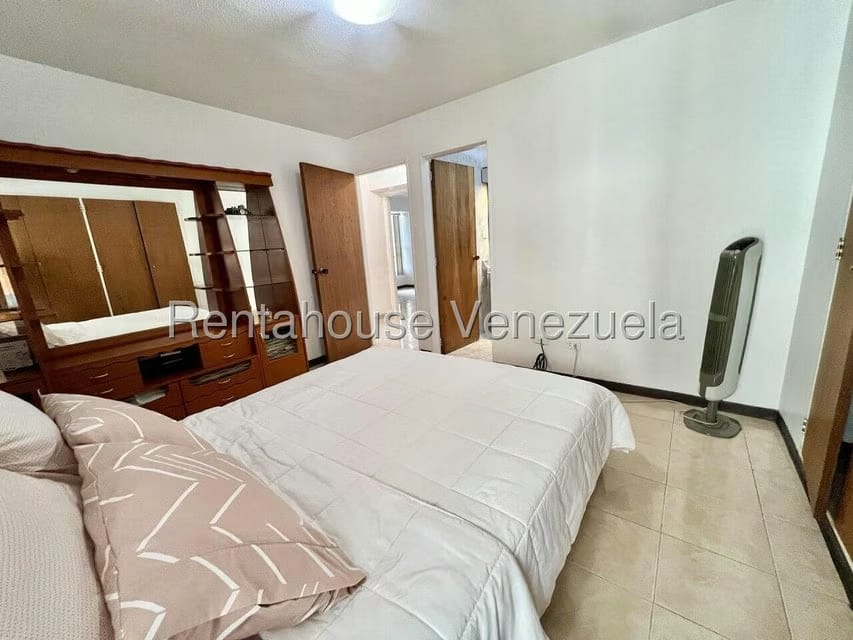 Apartamento (1 Nivel) en Venta en El Cigarral, Distrito Metropolitano - 19