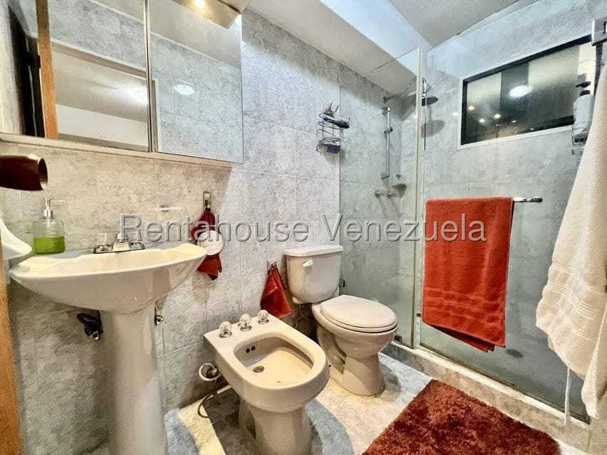 Apartamento (1 Nivel) en Venta en El Cigarral, Distrito Metropolitano - 20