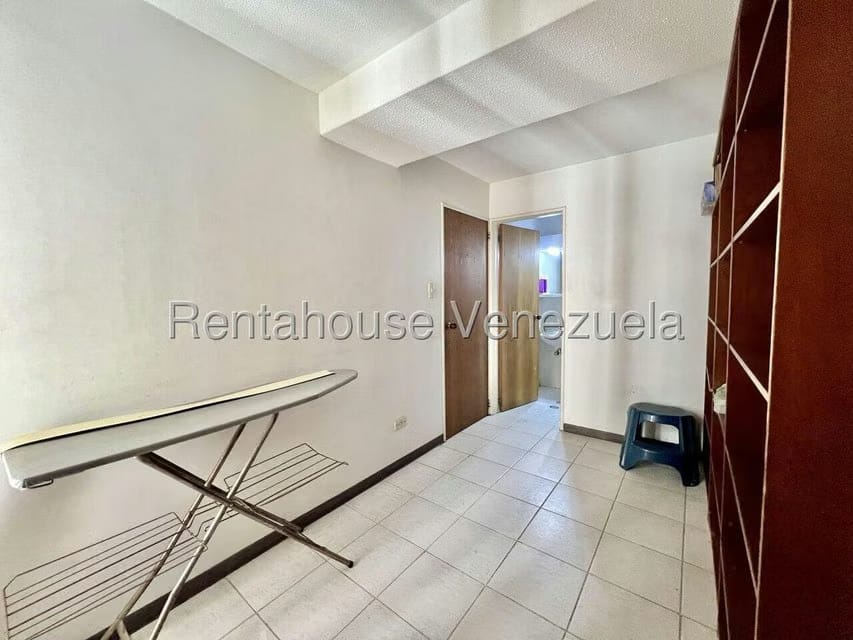 Apartamento (1 Nivel) en Venta en El Cigarral, Distrito Metropolitano - 27