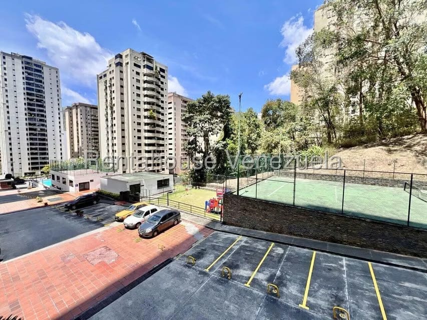 Apartamento (1 Nivel) en Venta en El Cigarral, Distrito Metropolitano - 29