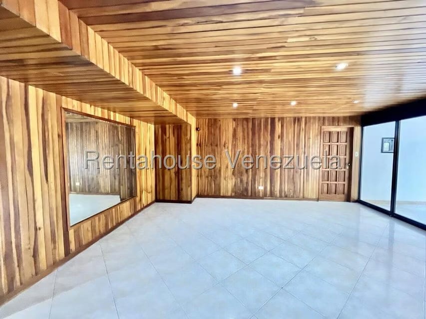 Apartamento (1 Nivel) en Venta en El Cigarral, Distrito Metropolitano - 6