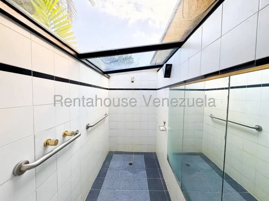 Casa en Venta en Los Palos Grandes Caracas - 22