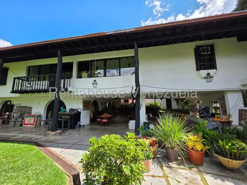 Casa (Multipes Niveles) en Venta en Chuao, Distrito Metropolitano - 3