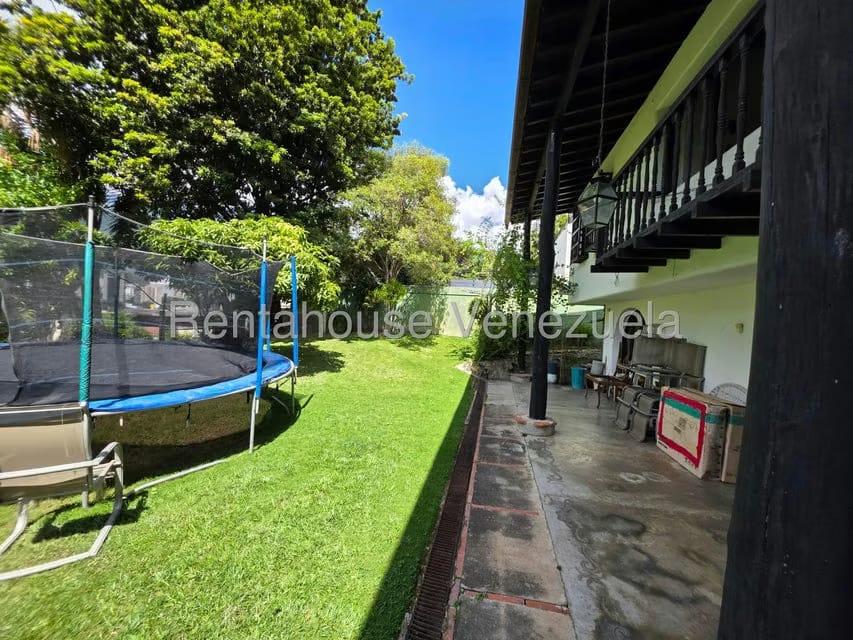 Casa (Multipes Niveles) en Venta en Chuao, Distrito Metropolitano - 37