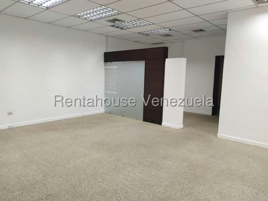 Comercial (Oficina) en Alquiler en La Lagunita Country Club, Distrito Metropolitano - 15