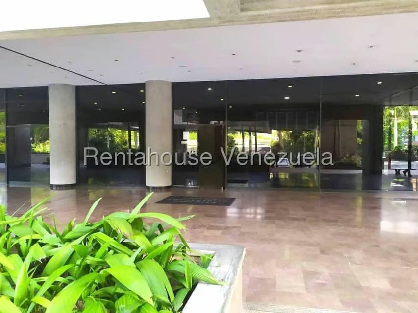 Comercial (Oficina) en Alquiler en La Lagunita Country Club, Distrito Metropolitano - 24