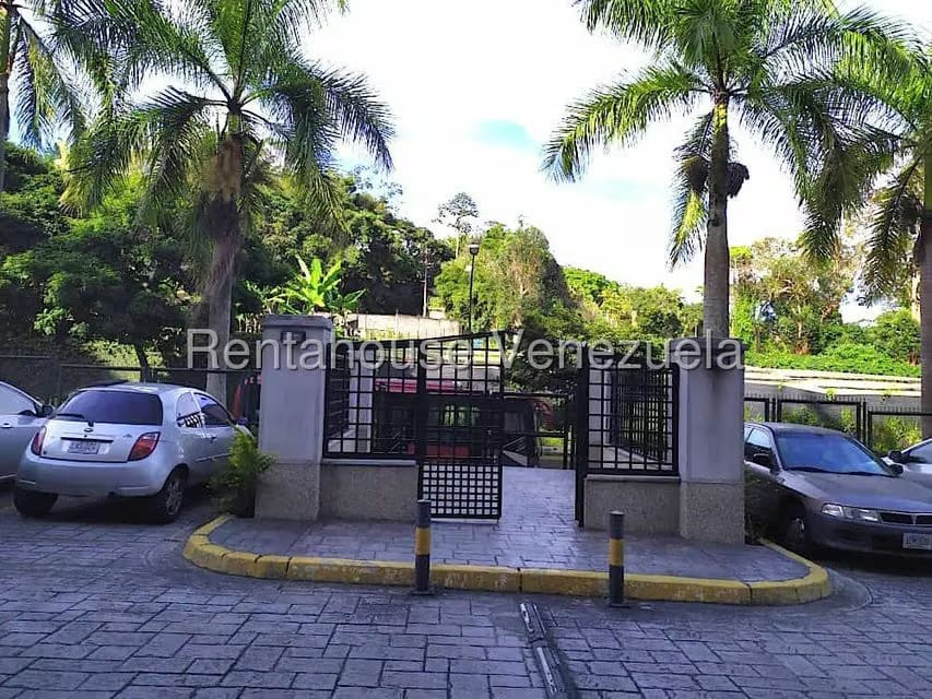Comercial (Oficina) en Alquiler en La Lagunita Country Club, Distrito Metropolitano - 25