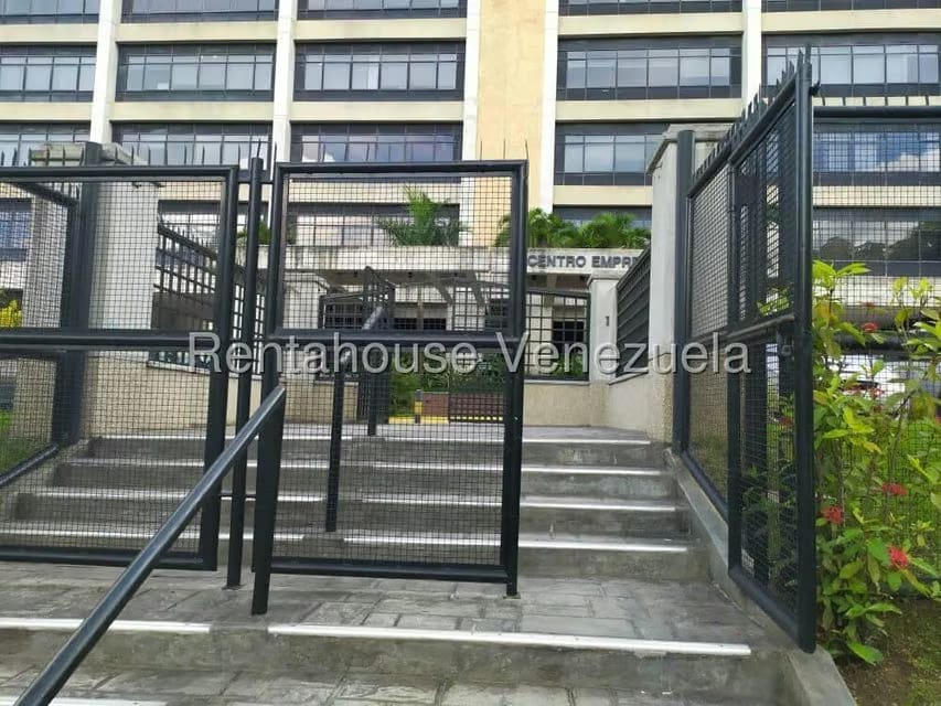 Comercial (Oficina) en Alquiler en La Lagunita Country Club, Distrito Metropolitano - 27