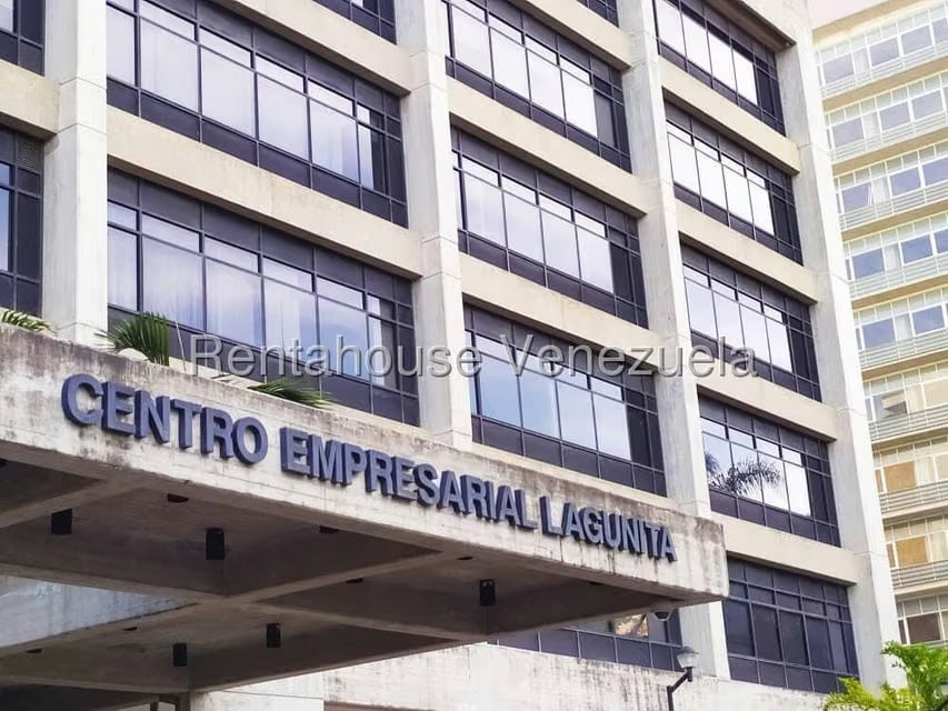 Comercial (Oficina) en Alquiler en La Lagunita Country Club, Distrito Metropolitano - 30