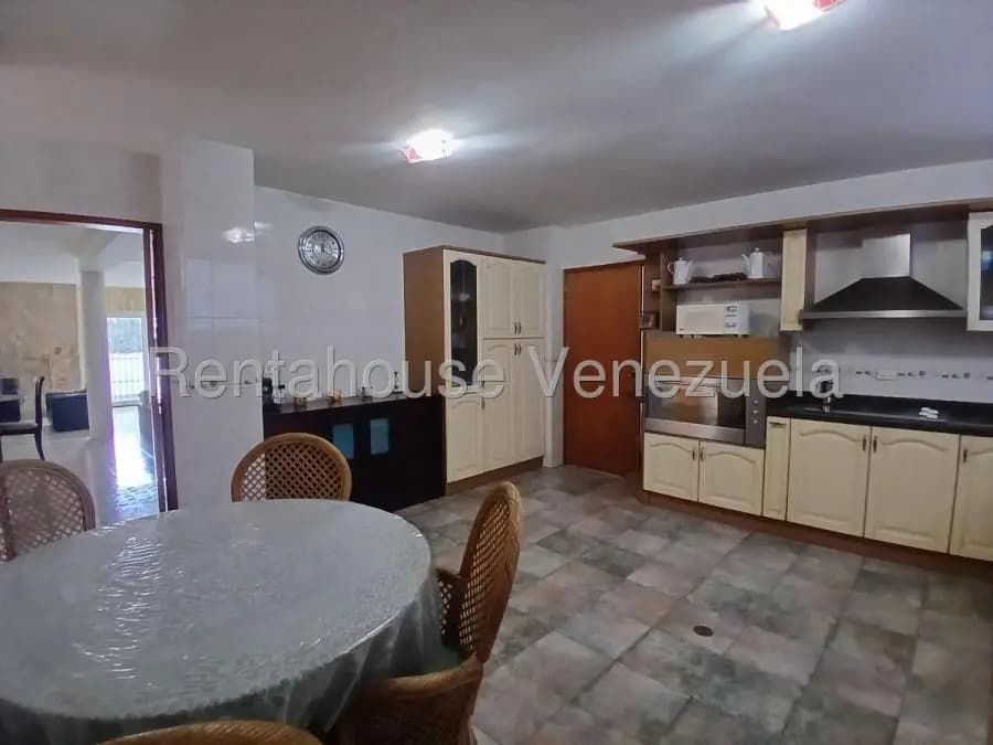 Casa en Venta en La Trinidad Caracas - 16