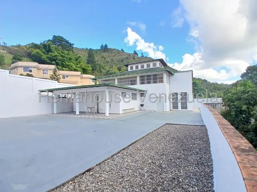Casa en Venta en La Trinidad Caracas - 3