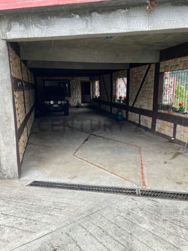 Venta de acogedora Casa de descanso en la Colonia Tovar - 12