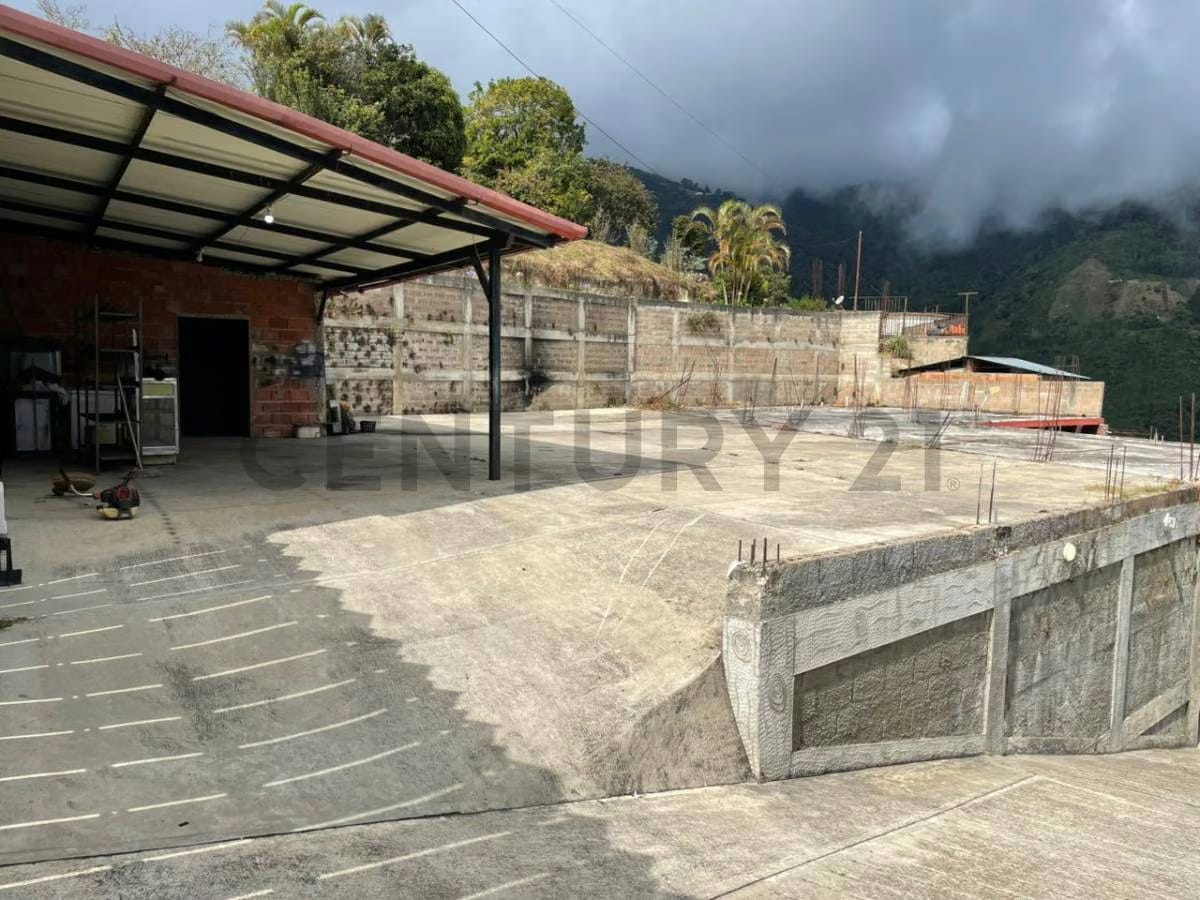 Venta de acogedora Casa de descanso en la Colonia Tovar - 13