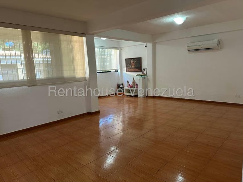 Casa (1 Nivel) en Venta en Palmar Este, Vargas - 16