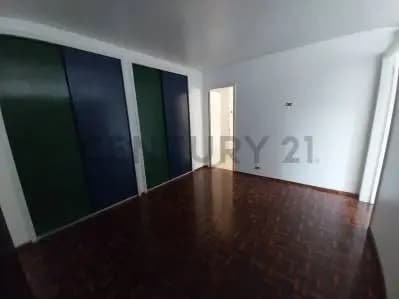 Oficina en obra gris en Alquiler en El Rosal