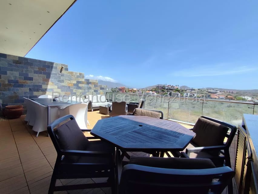 Apartamento (1 Nivel) en Venta en Playa Moreno, Nueva Esparta - 17