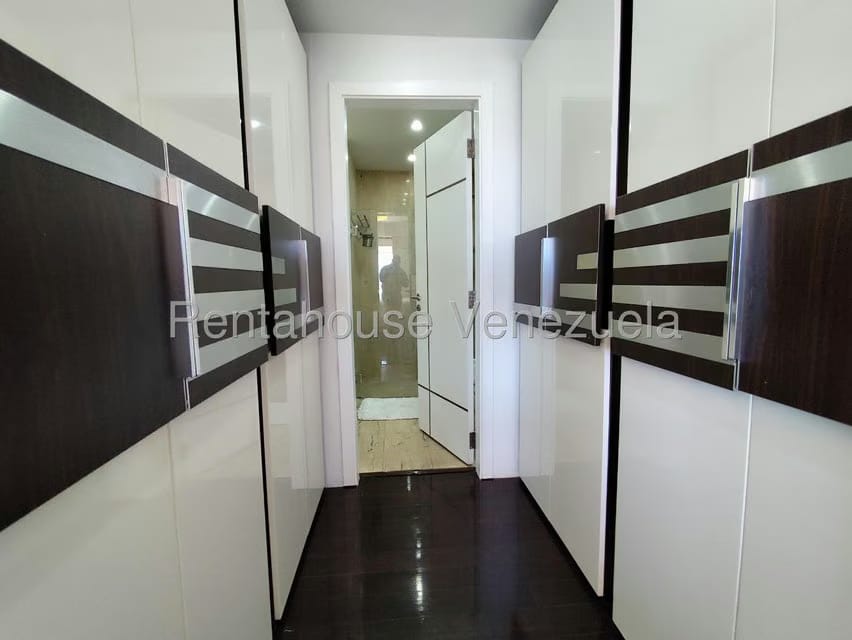 Apartamento (1 Nivel) en Venta en Playa Moreno, Nueva Esparta - 28