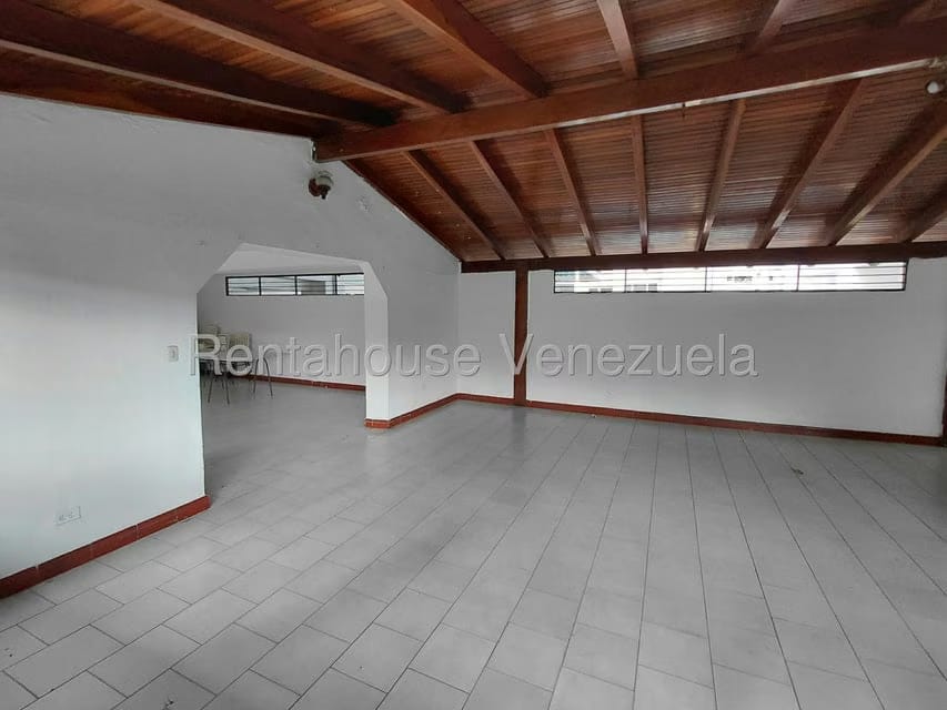 Apartamento (1 Nivel) en Venta en Guaicay, Distrito Metropolitano - 18