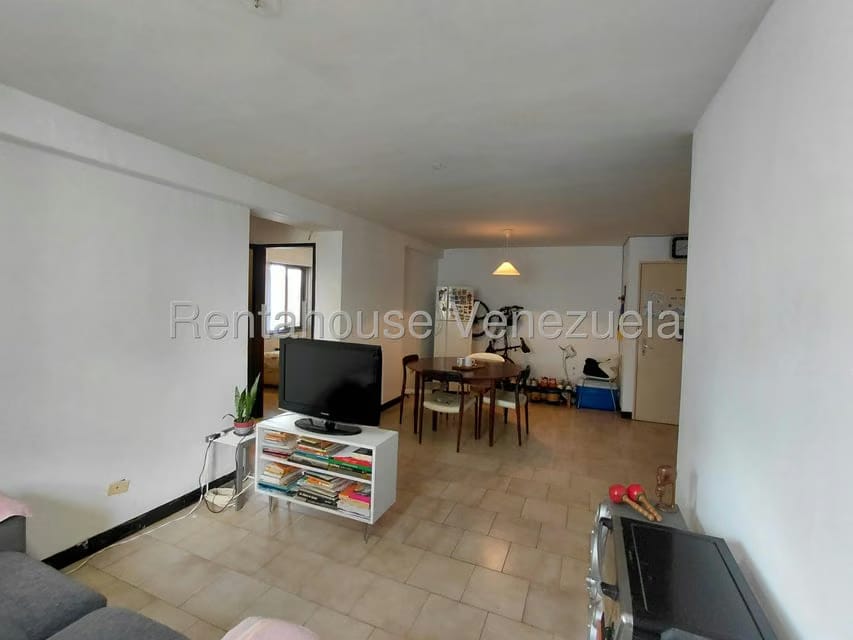 Apartamento (1 Nivel) en Venta en Guaicay, Distrito Metropolitano - 10