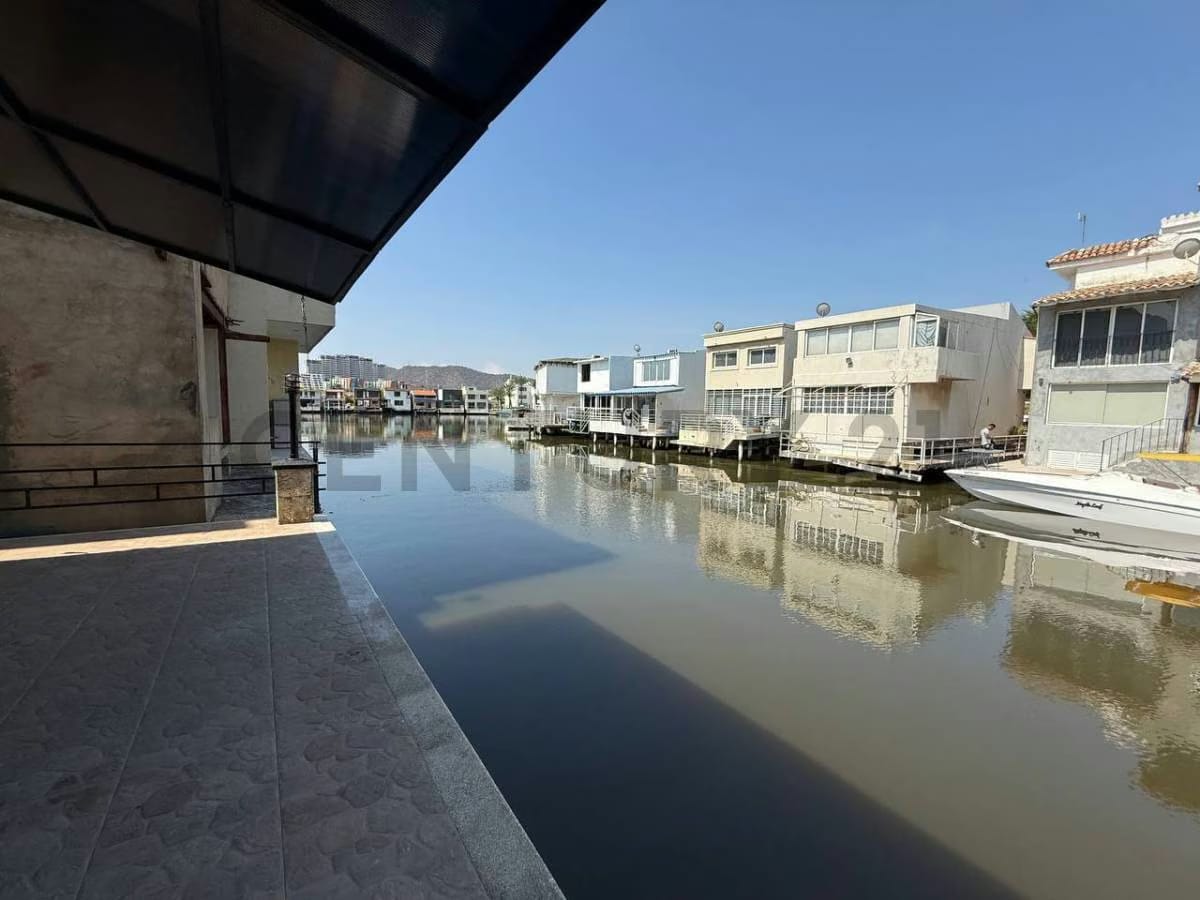 Casa Bote B en venta - 18