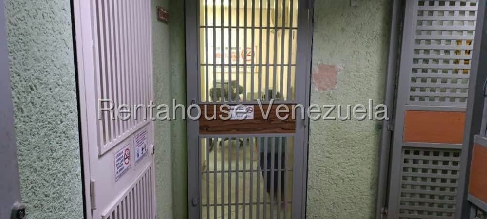 Comercial (Oficina) en Alquiler en El Paraiso, Distrito Metropolitano - 3