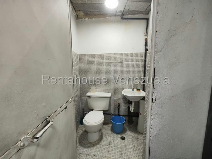 Comercial (Local Comercial) en Alquiler en Chacao, Distrito Metropolitano - 11
