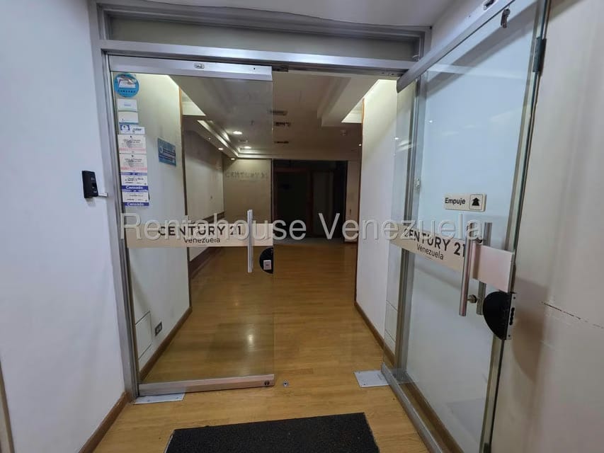 Comercial (Oficina) en Venta en El Rosal, Distrito Metropolitano - 2