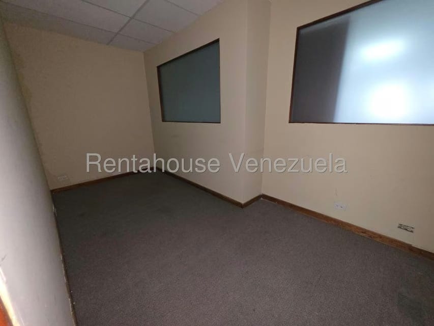 Comercial (Oficina) en Venta en El Rosal, Distrito Metropolitano - 16