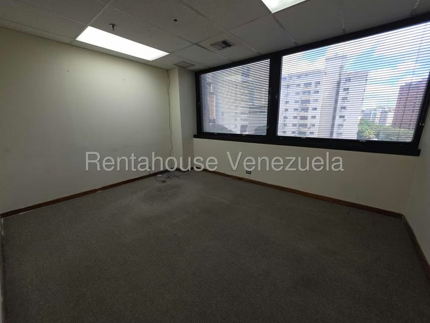 Comercial (Oficina) en Venta en El Rosal, Distrito Metropolitano - 18