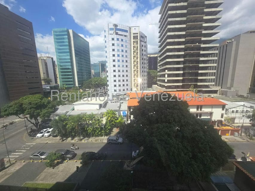 Comercial (Oficina) en Venta en El Rosal, Distrito Metropolitano - 19