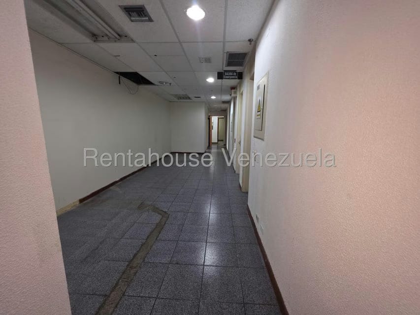 Comercial (Oficina) en Venta en El Rosal, Distrito Metropolitano - 21