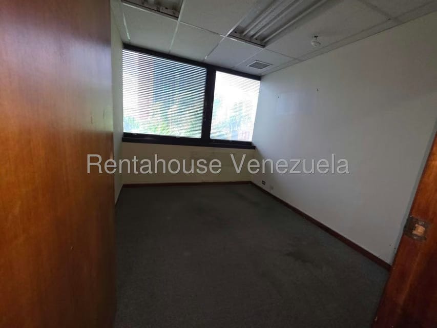 Comercial (Oficina) en Venta en El Rosal, Distrito Metropolitano - 28