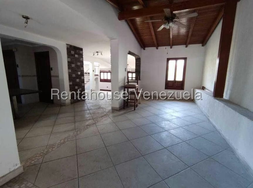 Casa (Duplex) en Venta en Trigal Norte, Carabobo - 13