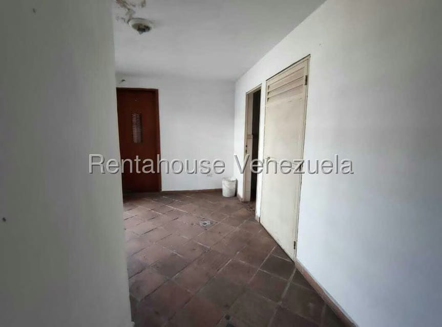 Casa (Duplex) en Venta en Trigal Norte, Carabobo - 25