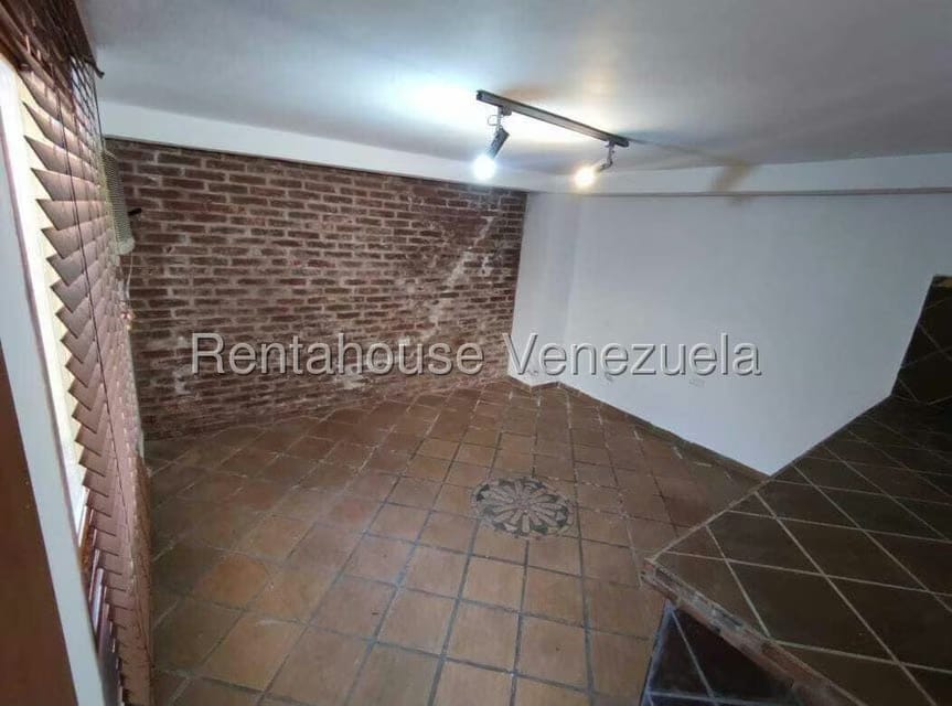 Casa (Duplex) en Venta en Trigal Norte, Carabobo - 28