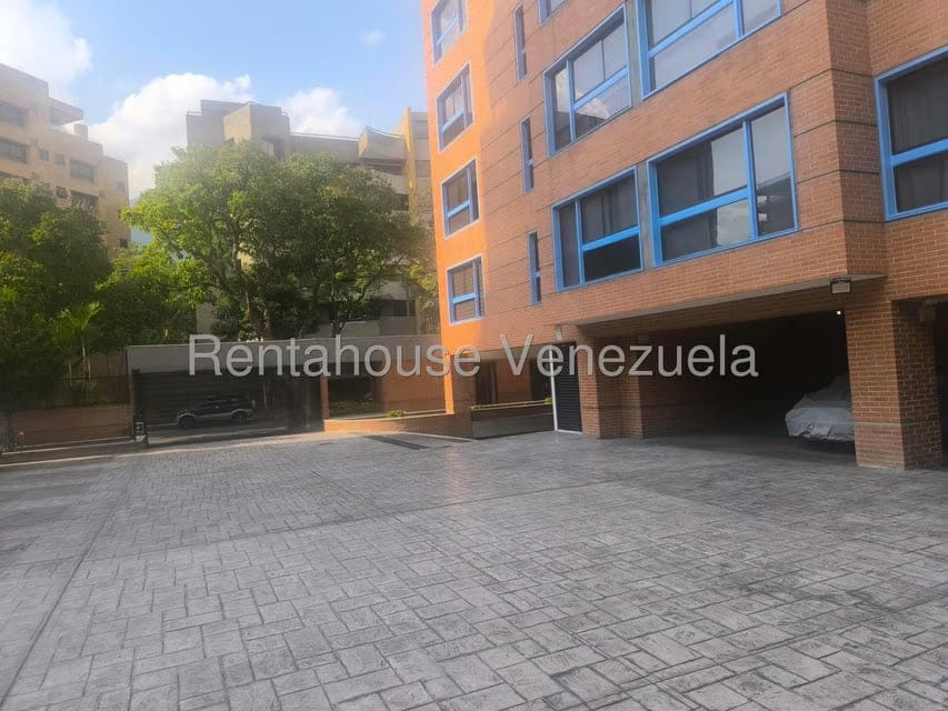 Apartamento (1 Nivel) en Venta en Campo Alegre, Distrito Metropolitano - 2