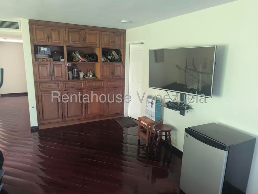 Apartamento (1 Nivel) en Venta en Campo Alegre, Distrito Metropolitano - 20