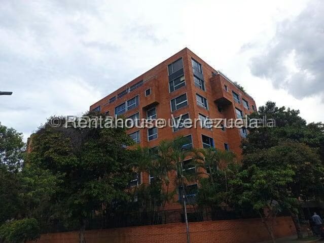 Apartamento (1 Nivel) en Venta en Campo Alegre, Distrito Metropolitano - 3
