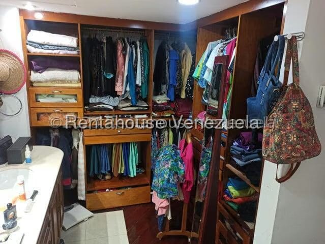 Apartamento (1 Nivel) en Venta en Campo Alegre, Distrito Metropolitano - 24
