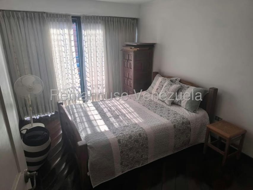 Apartamento (1 Nivel) en Venta en Campo Alegre, Distrito Metropolitano - 31