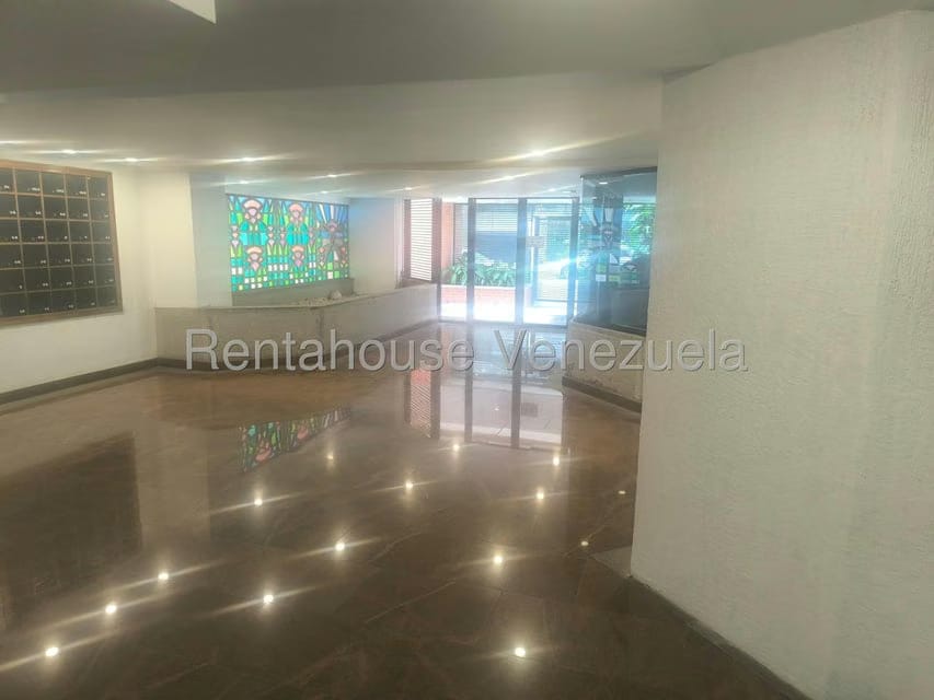 Apartamento (1 Nivel) en Venta en Campo Alegre, Distrito Metropolitano - 5