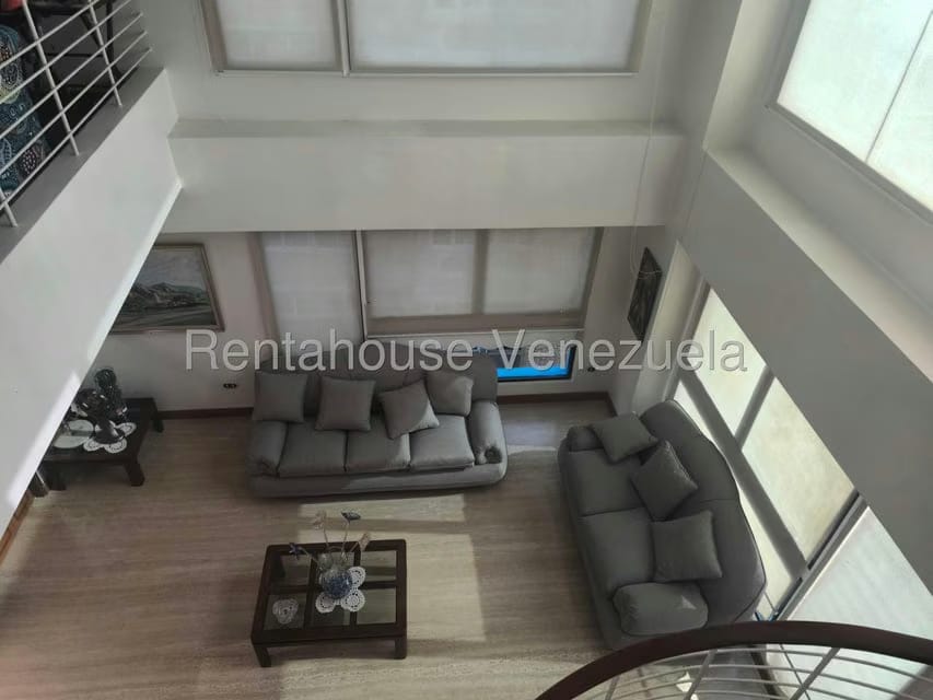 Apartamento (1 Nivel) en Venta en Campo Alegre, Distrito Metropolitano - 8