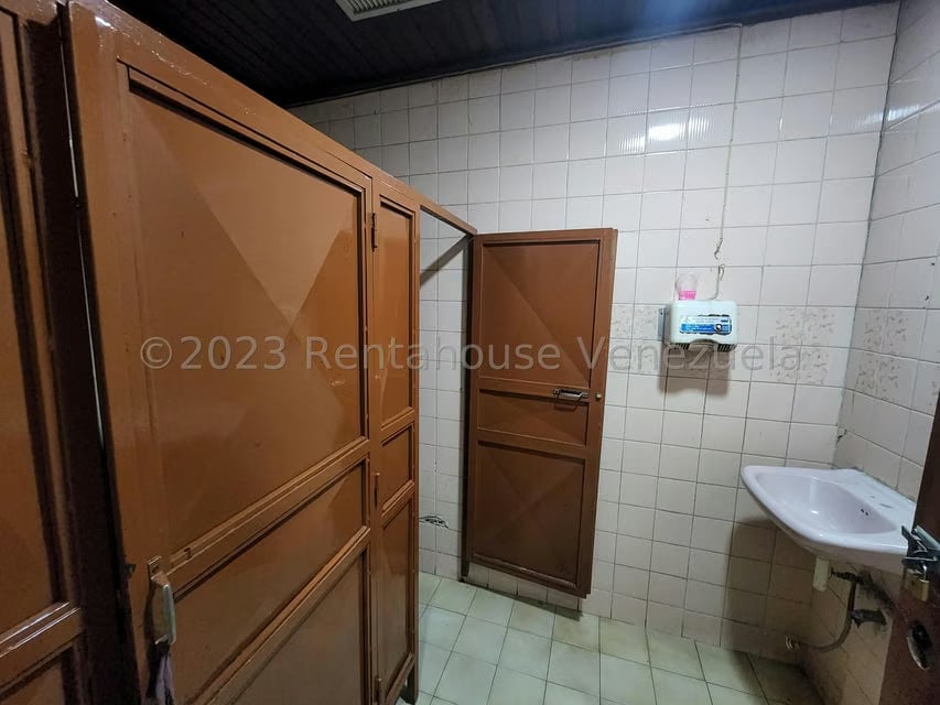 Comercial (Local Comercial) en Venta en San Jose, Distrito Metropolitano - 11